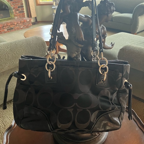 COACH Black Designer purse - Picture 3 of 13